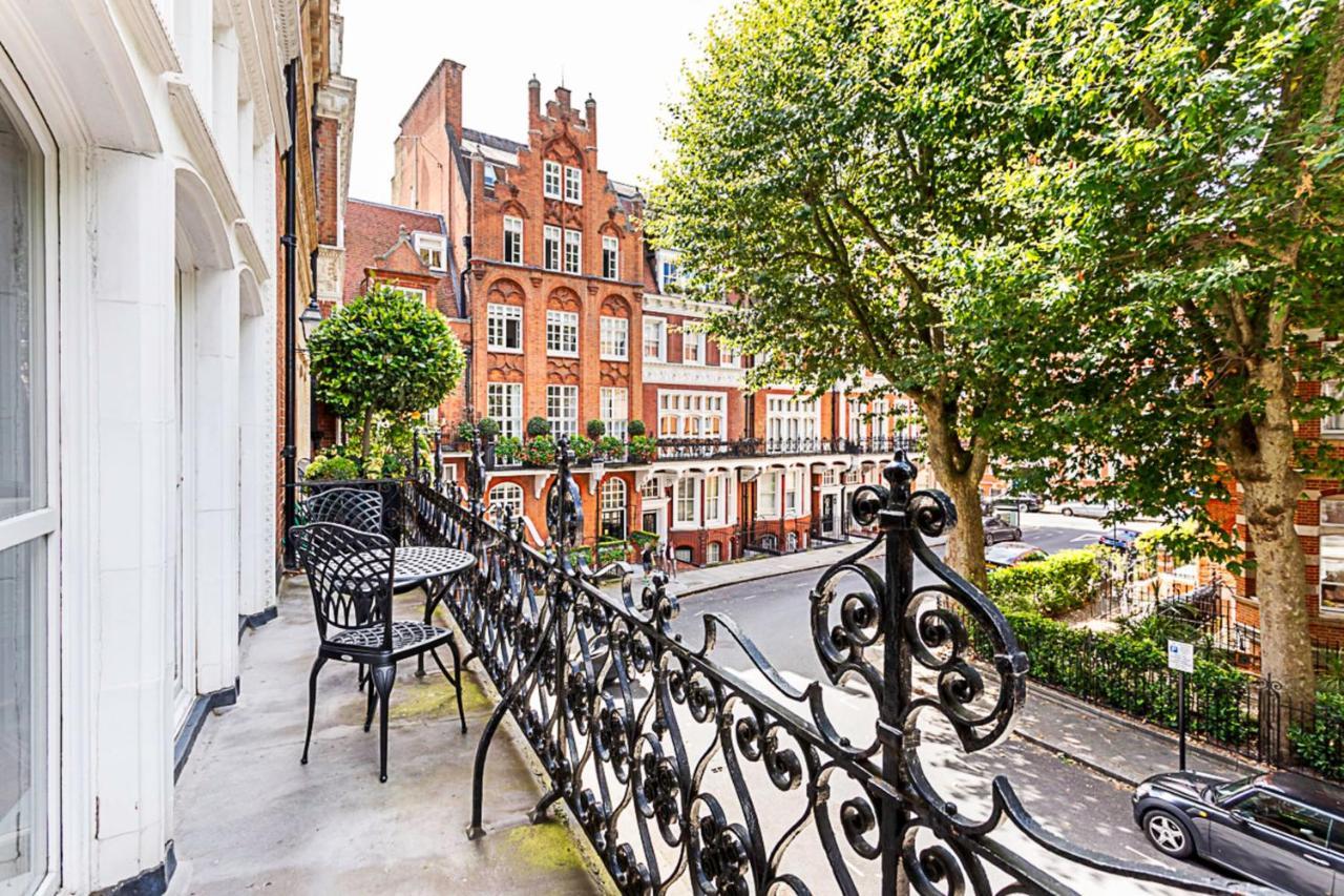 Lovely Stylish Two-bedroom Kensington Apartment