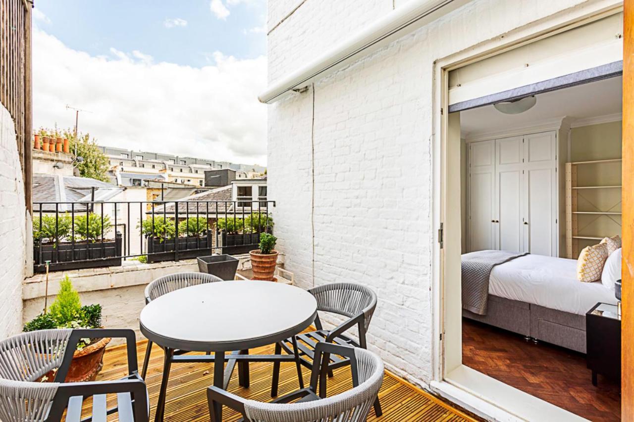 Lovely Stylish Two-bedroom Kensington London